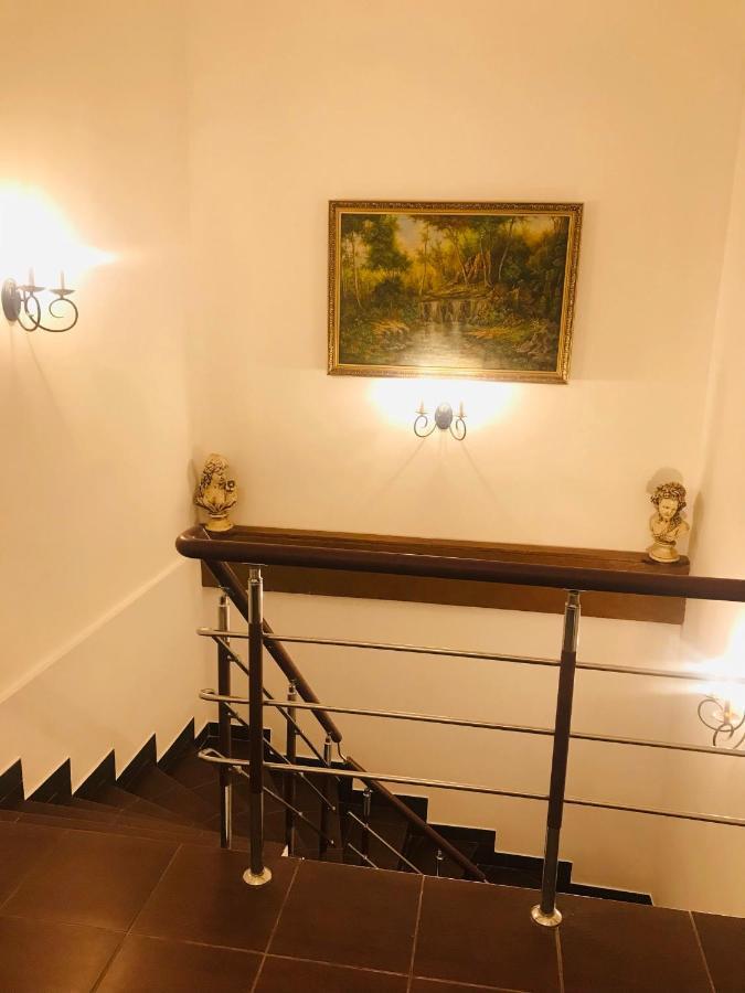 Arm Hotel エレバン エクステリア 写真